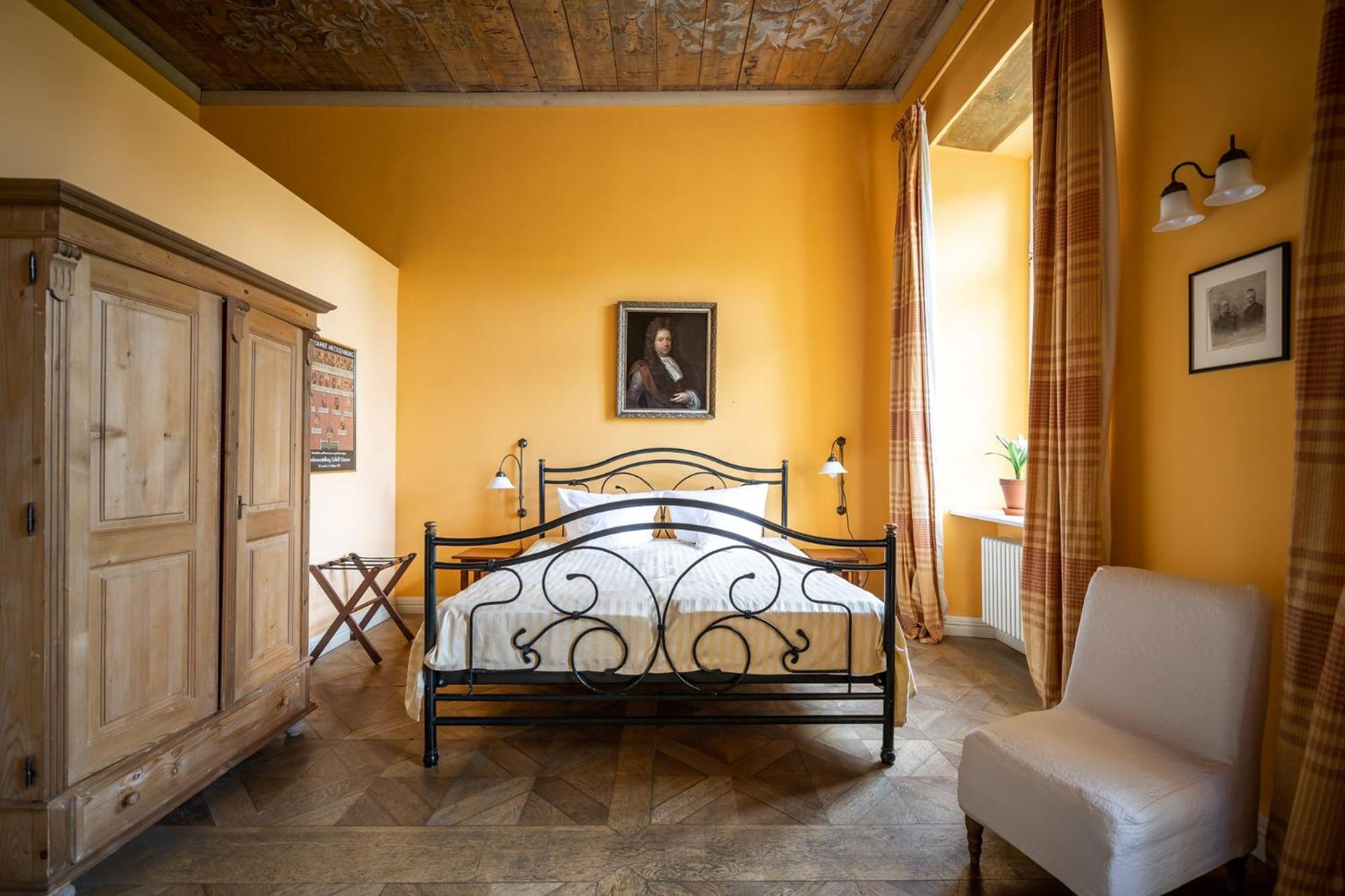 Romantik Hotel Gutshaus Ludorf Eksteriør billede