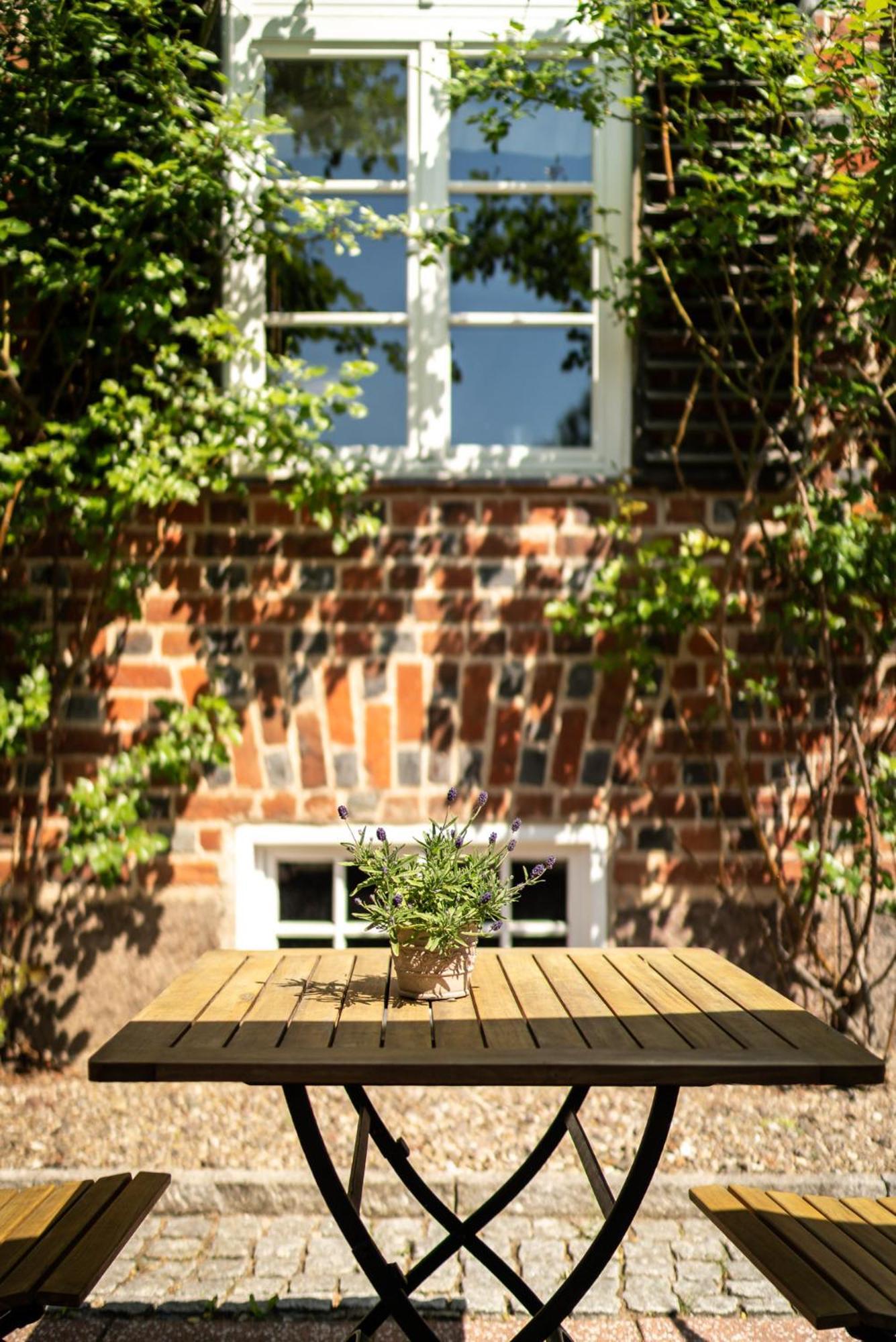 Romantik Hotel Gutshaus Ludorf Eksteriør billede