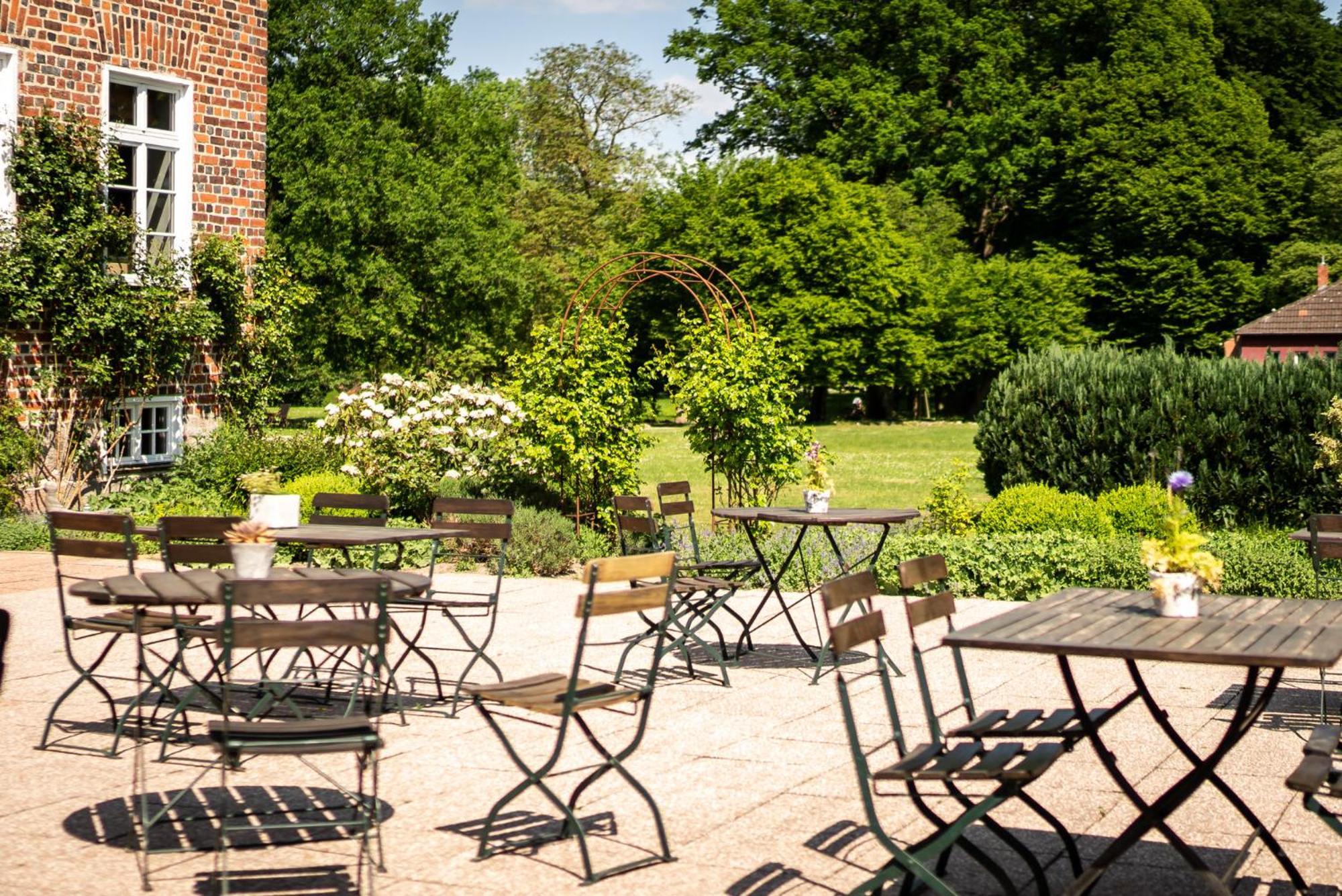 Romantik Hotel Gutshaus Ludorf Eksteriør billede